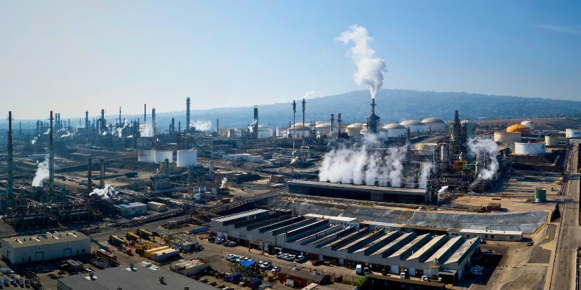 Facing higher gas prices, California grapples with oil refinery closures